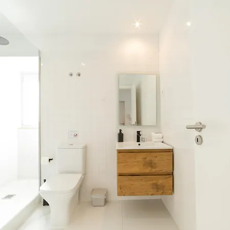 Cruzeiro Charm Apartment Lisbon